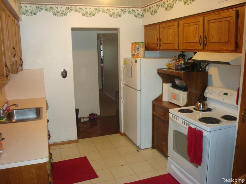 527 East University Drive, Unit 85 Rochester, MI 48307 - Photo 5 of 10 All Kitchen Appliances
