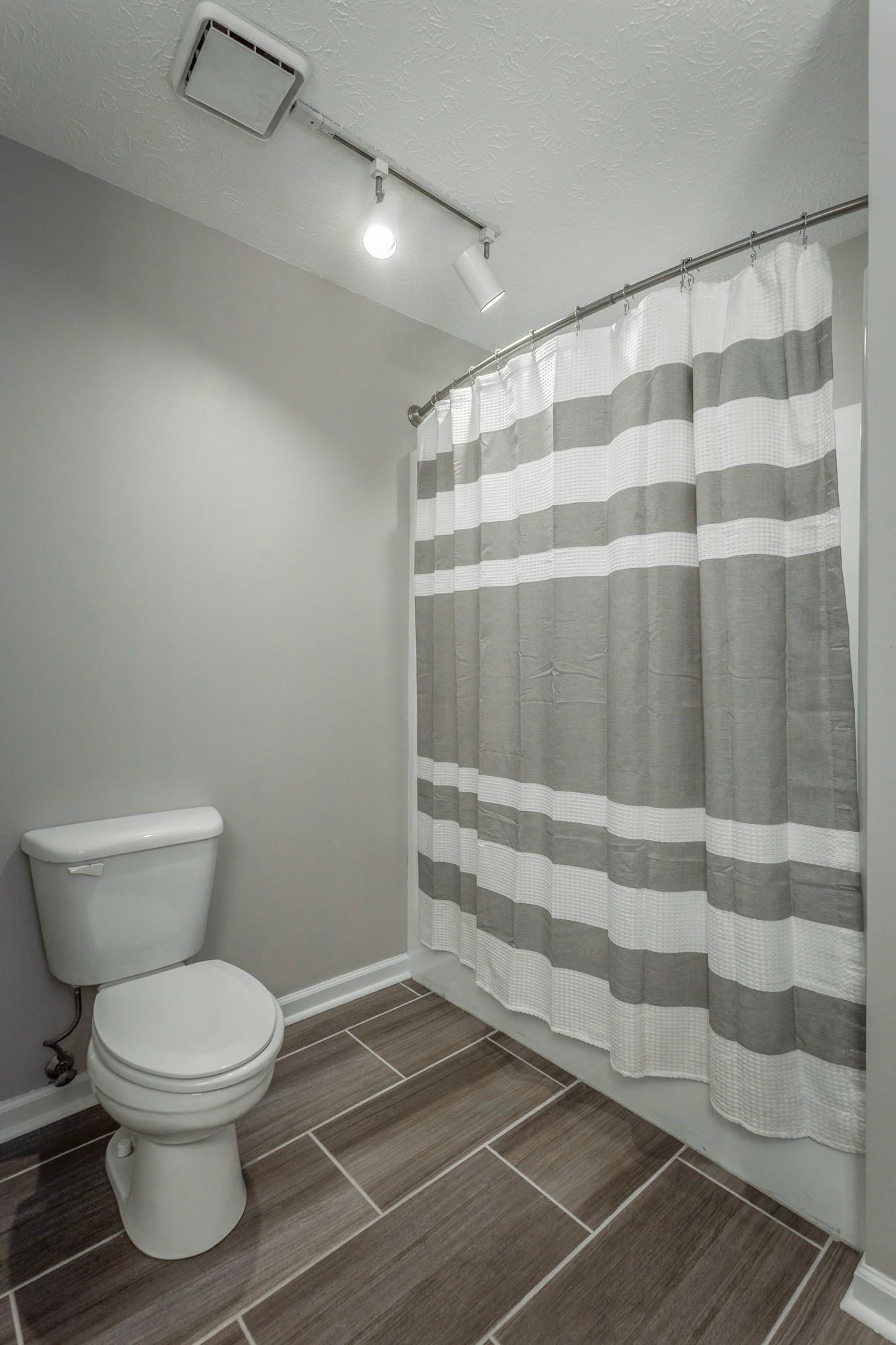 359 Bookout Road Ringgold, GA 30736 - Photo 17 of 44 Master Bathroom