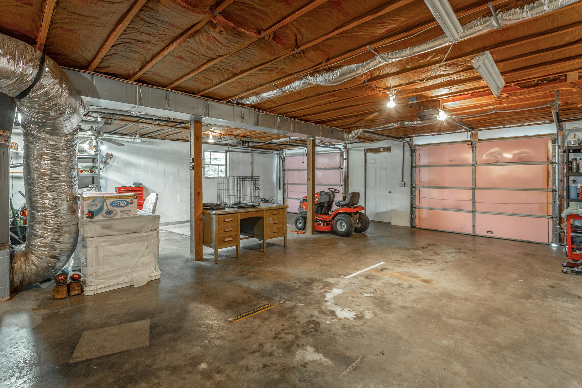 359 Bookout Road Ringgold, GA 30736 - Photo 23 of 44 Garage