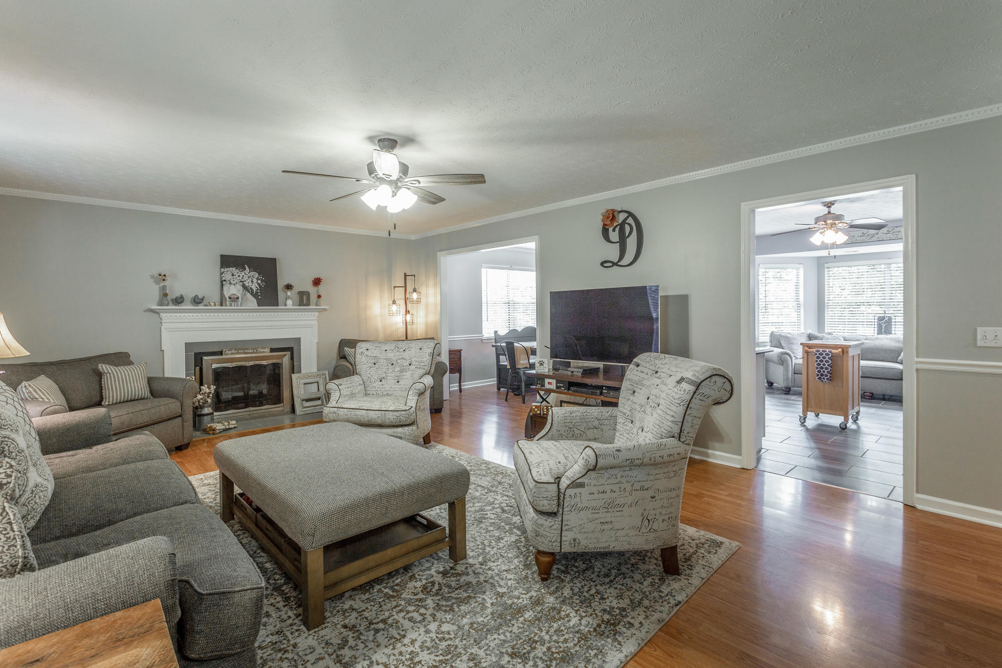 359 Bookout Road Ringgold, GA 30736 - Photo 4 of 44 Living Room