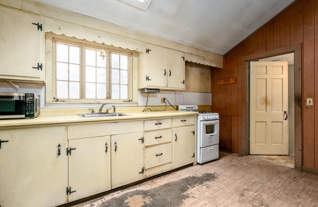 10 N Road Dennis, MA 02670 - Photo 30 of 36