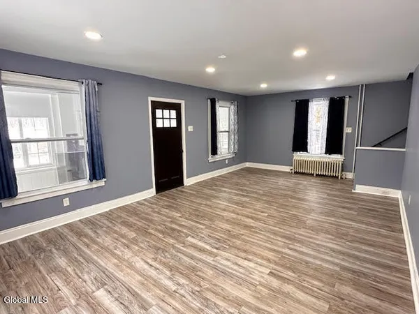 $27,000 | 183 Maple Avenue, Glenville, NY 12302