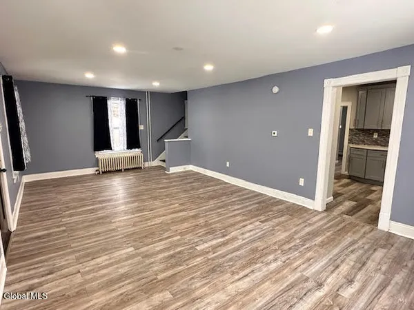 $27,000 | 183 Maple Avenue, Glenville, NY 12302