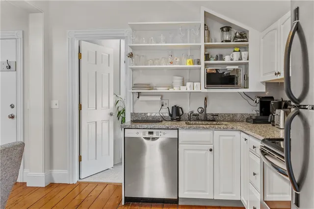 $6,995 | 20 Berkeley Avenue, Unit 5, Newport, RI 02840