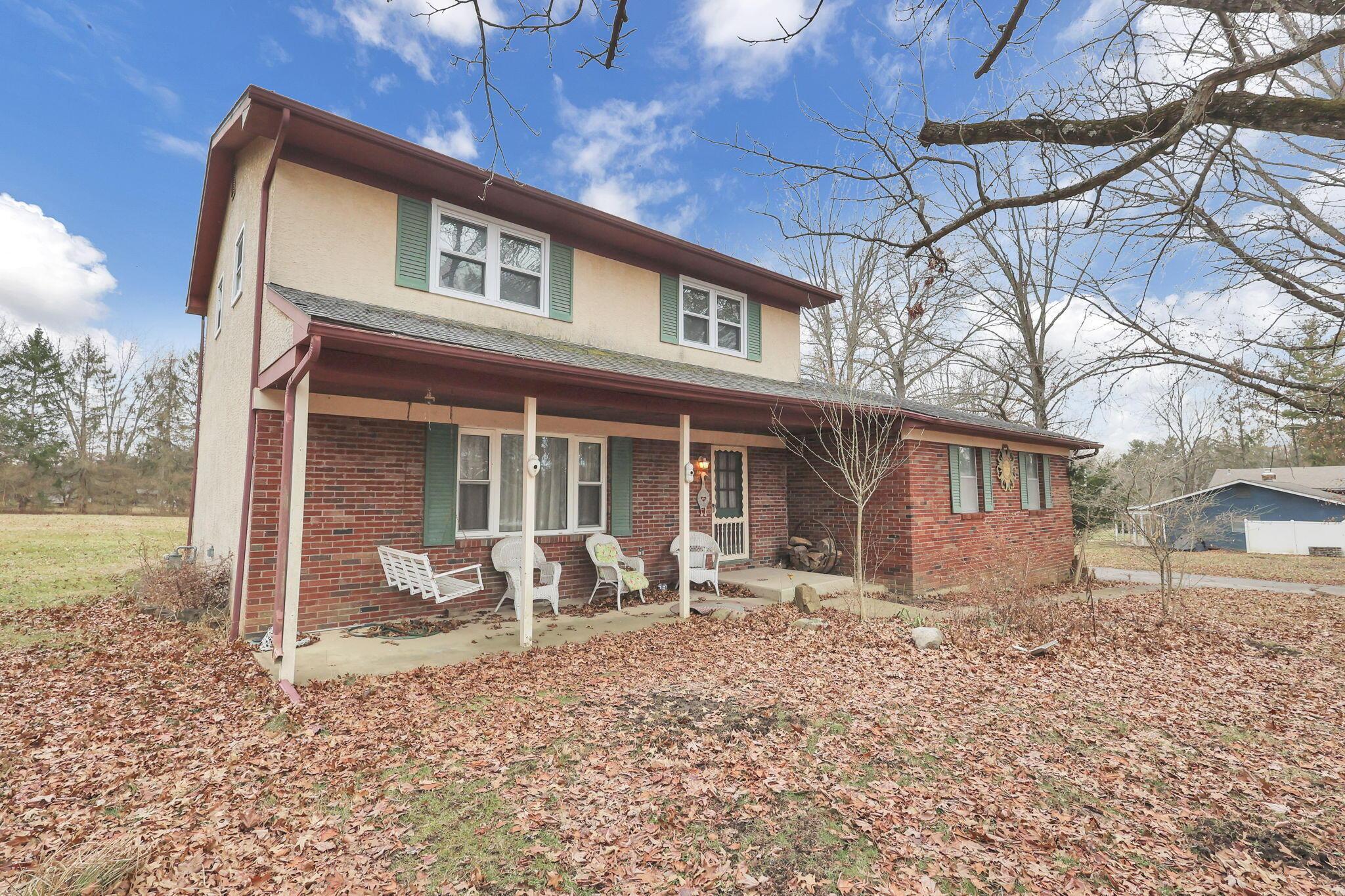 6175 Headley Road Columbus, OH 43230 - Photo 4 of 69 5-web-or-mls-G02A3466 (4)