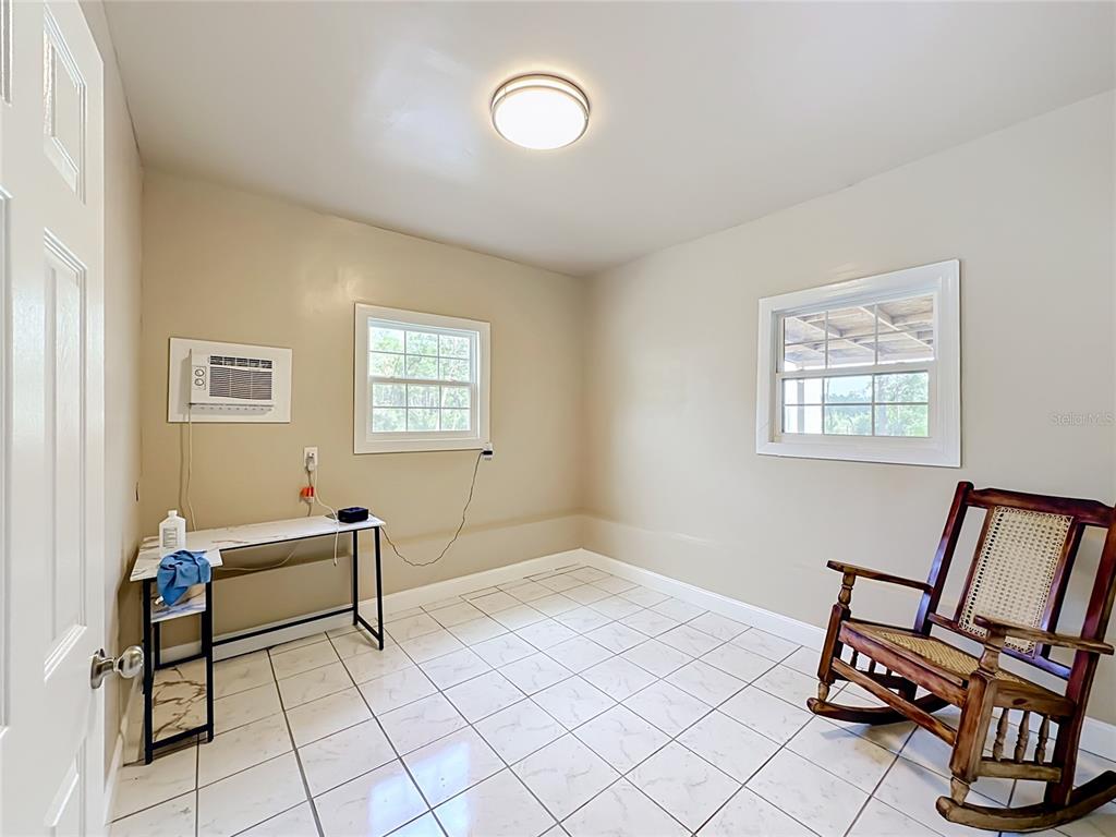 151 Lake Susan Road Hawthorne, FL 32640 - Photo 11 of 72