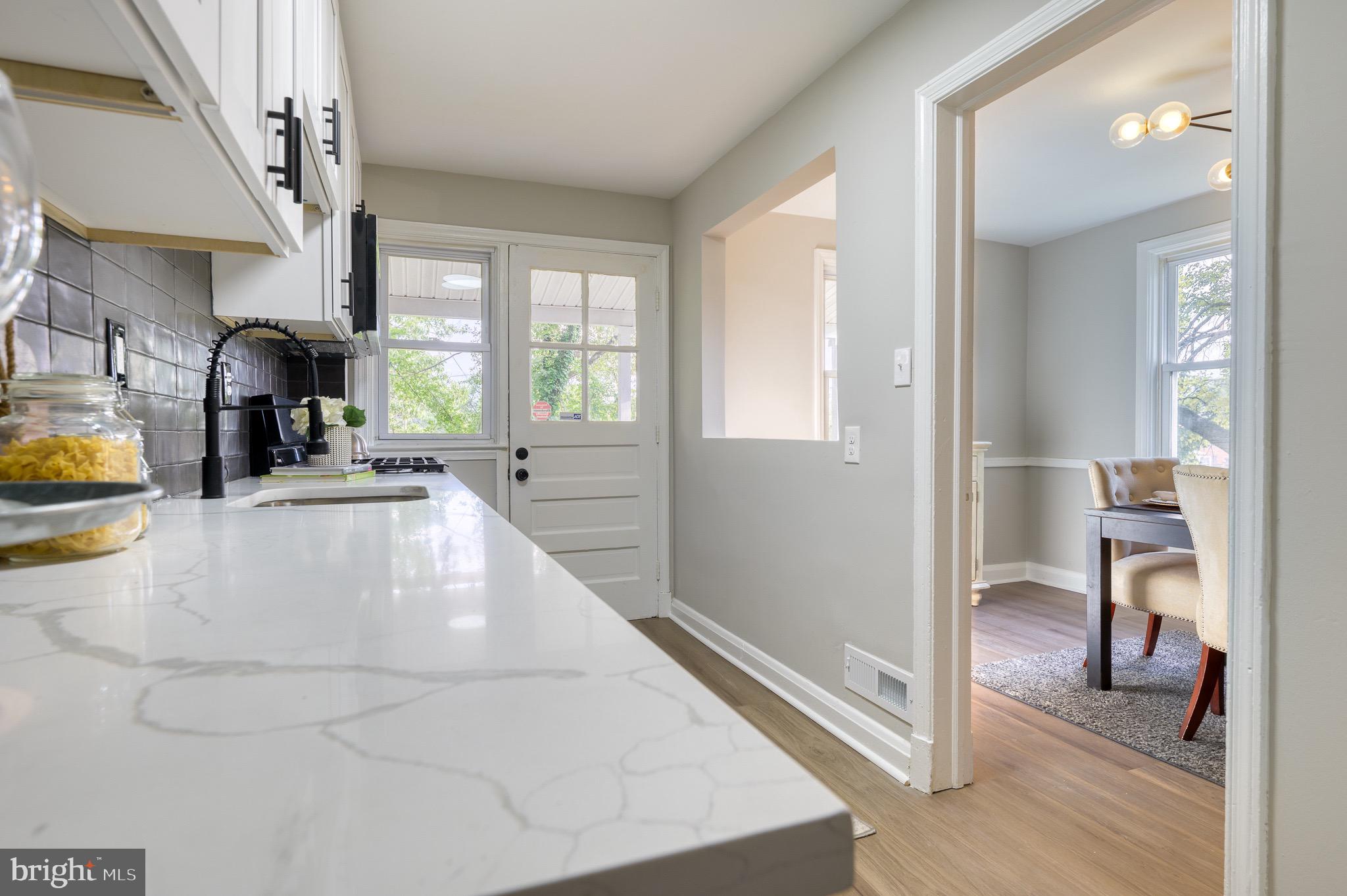 4353 Eldone Road Baltimore, MD 21229 - Photo 7 of 30