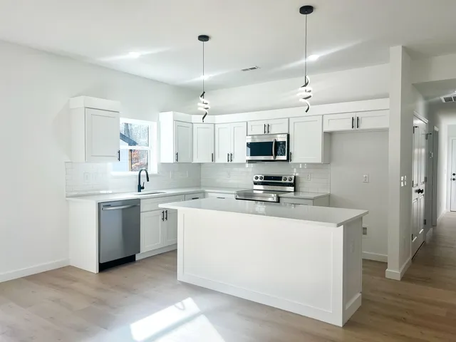 $219,900 | 279 Law Street, Woodruff, SC 29388