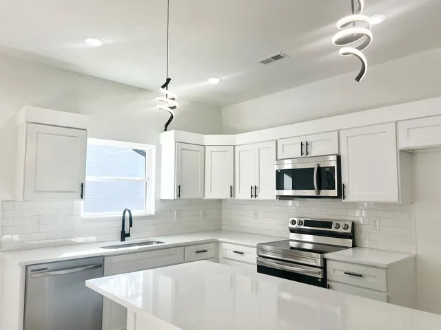 $219,900 | 279 Law Street, Woodruff, SC 29388