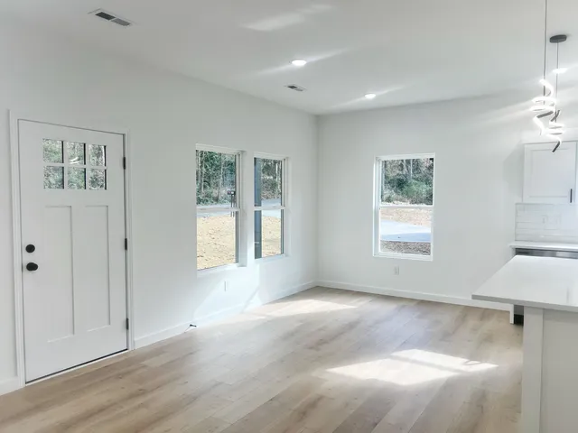 $219,900 | 279 Law Street, Woodruff, SC 29388