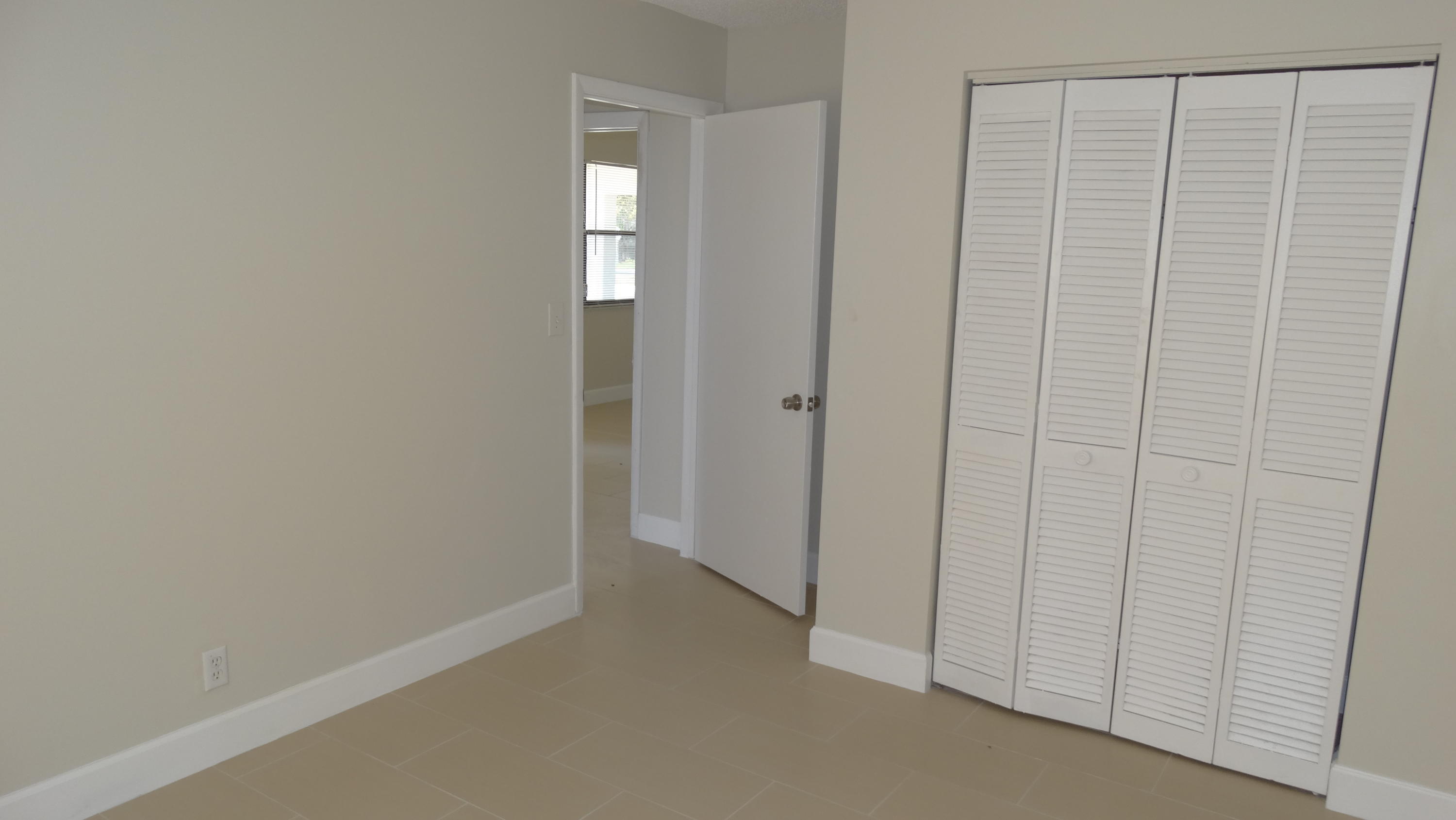 301 Northeast 36th Street Boca Raton, FL 33431 - Photo 21 of 24 DSC01210