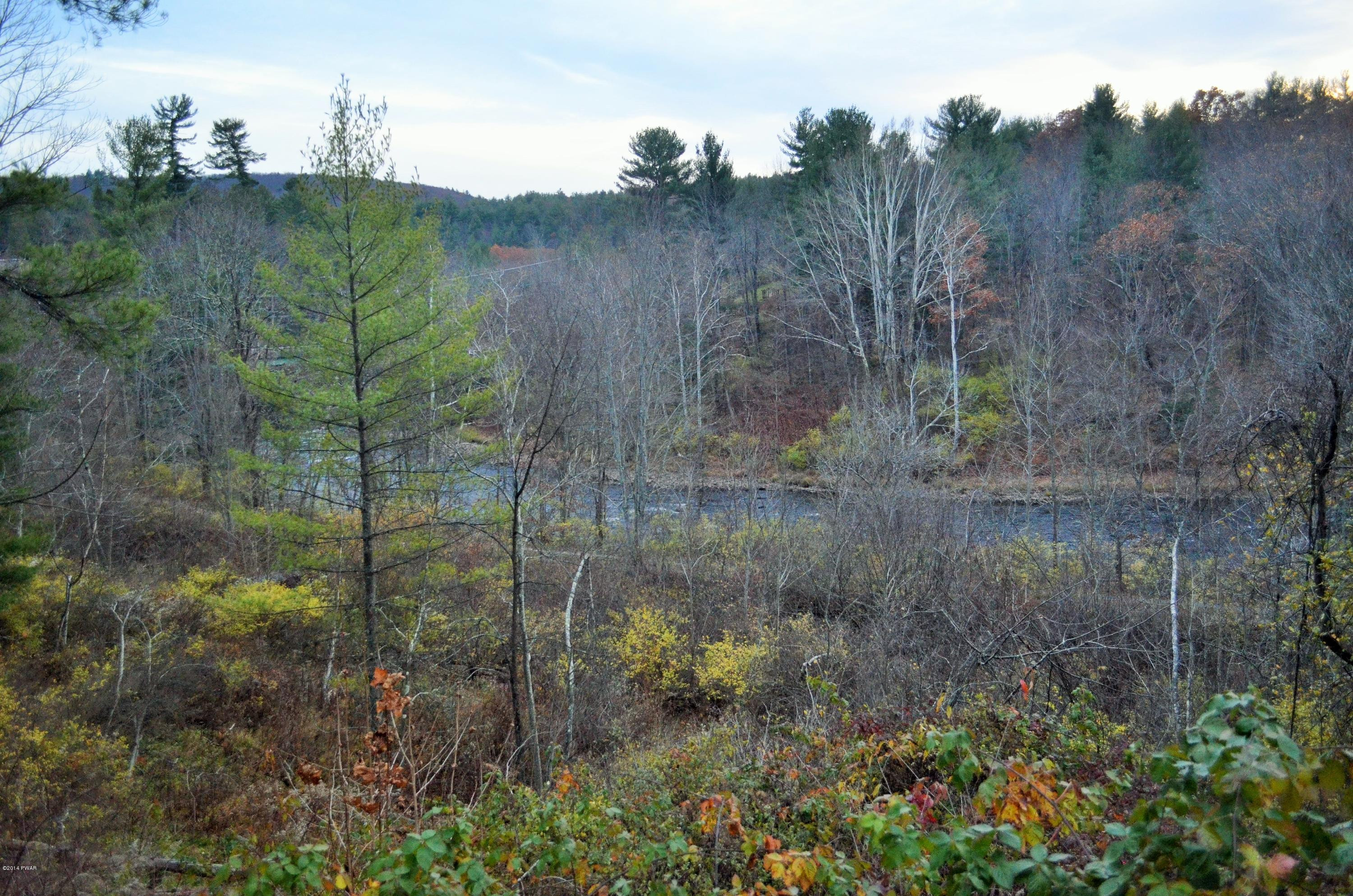 980 Towpath Road Hawley, PA 18428 - Photo 2 of 26 Gallery Image 2