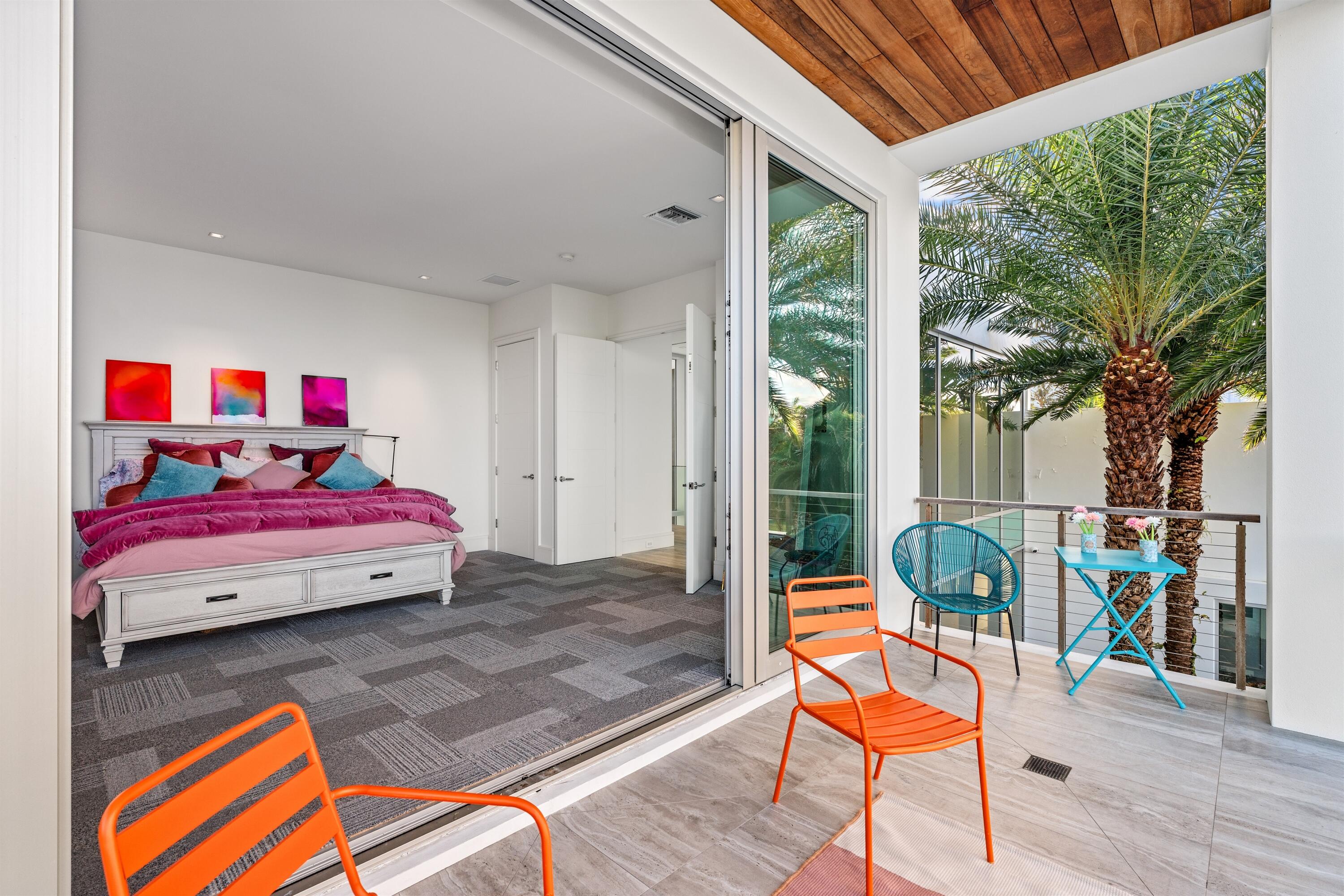 6238 North Ocean Boulevard Ocean Ridge, FL 33435 - Photo 27 of 36 BALCONY_LOOKING_IN_DT