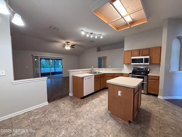 $2,000 | 3492 Whisper Creek Boulevard, Middleburg, FL 32068