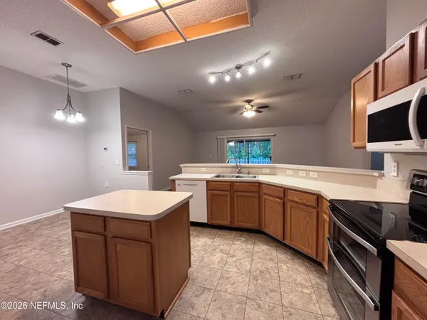 $2,000 | 3492 Whisper Creek Boulevard, Middleburg, FL 32068