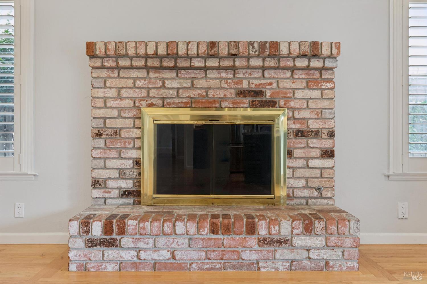 19060 Robinson Road Sonoma, CA 95476 - Photo 12 of 37 Gallery Image 12
