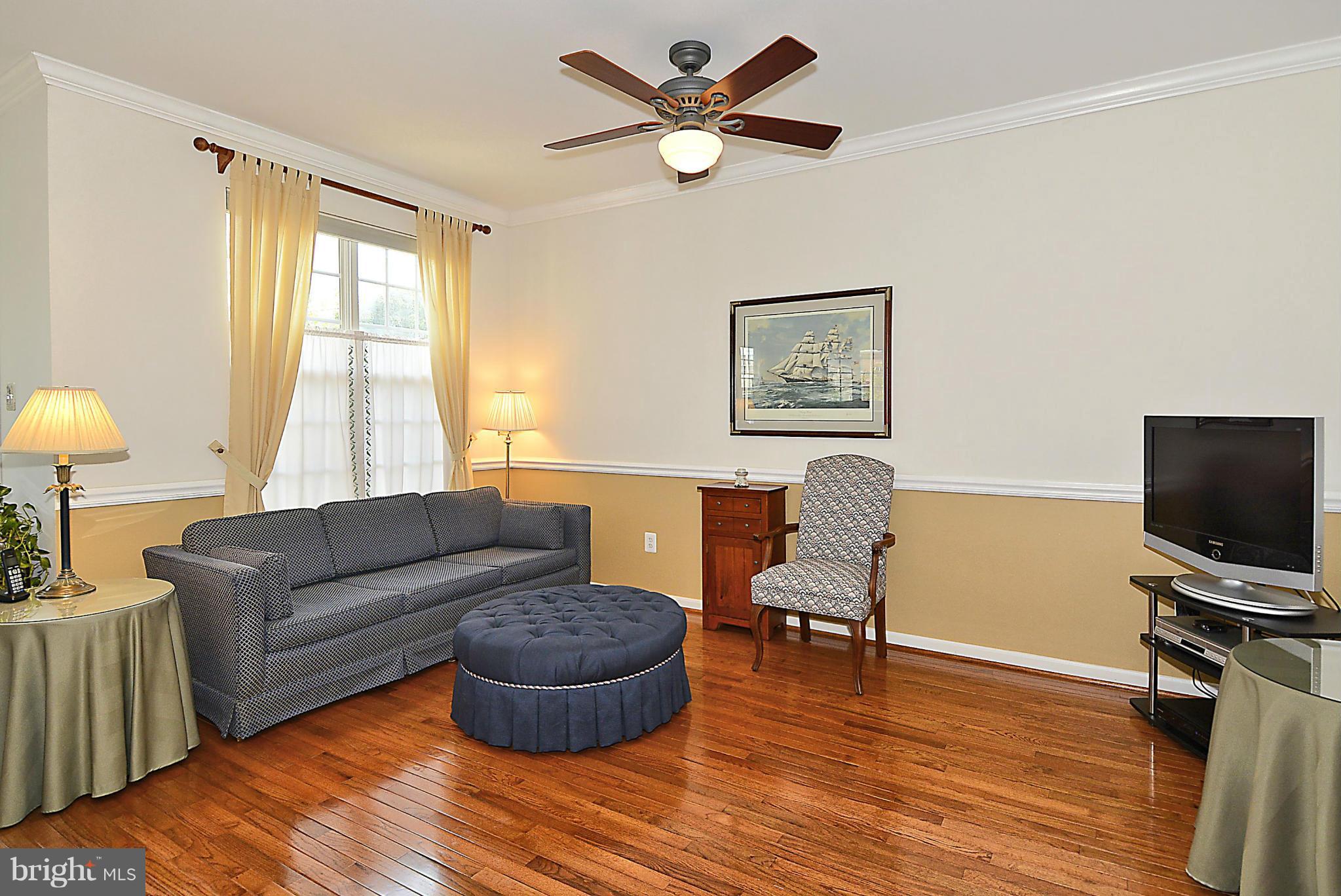 18133 Coachmans Road Germantown, MD 20874 - Photo 14 of 30 Family Room