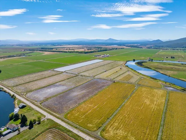 $10,980,000 | 25653 Glenburn Road, Fall River Mills, CA 96028