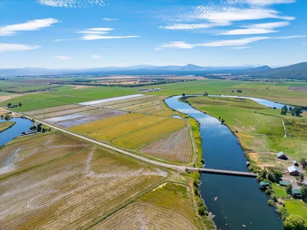 $10,980,000 | 25653 Glenburn Road, Fall River Mills, CA 96028