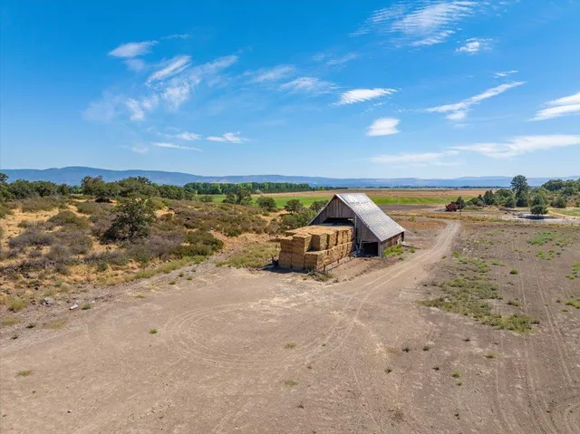 $10,980,000 | 25653 Glenburn Road, Fall River Mills, CA 96028
