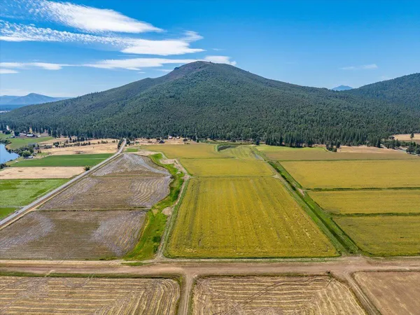 $10,980,000 | 25653 Glenburn Road, Fall River Mills, CA 96028