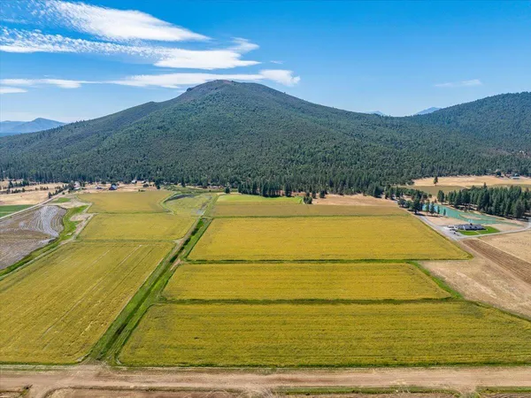 $10,980,000 | 25653 Glenburn Road, Fall River Mills, CA 96028