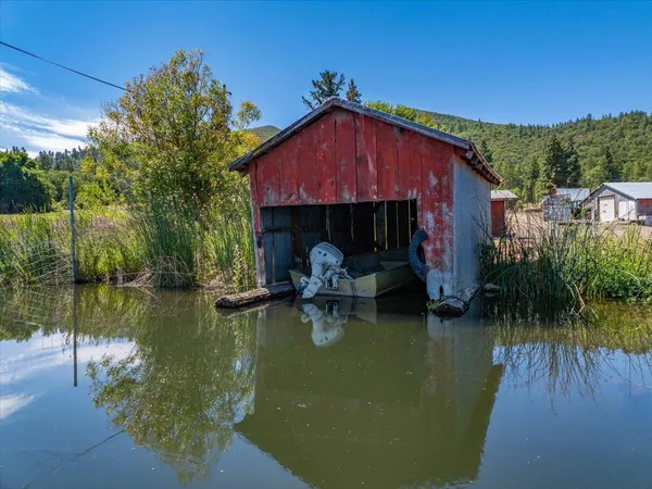 $10,980,000 | 25653 Glenburn Road, Fall River Mills, CA 96028