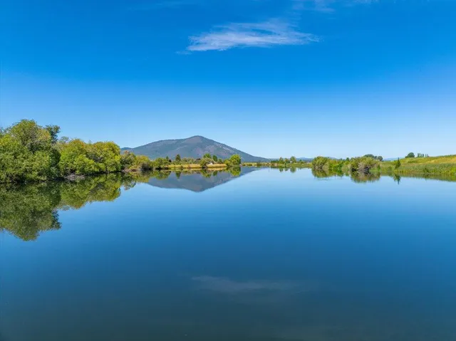 $10,980,000 | 25653 Glenburn Road, Fall River Mills, CA 96028