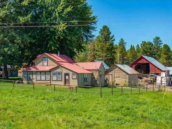$10,980,000 | 25653 Glenburn Road, Fall River Mills, CA 96028