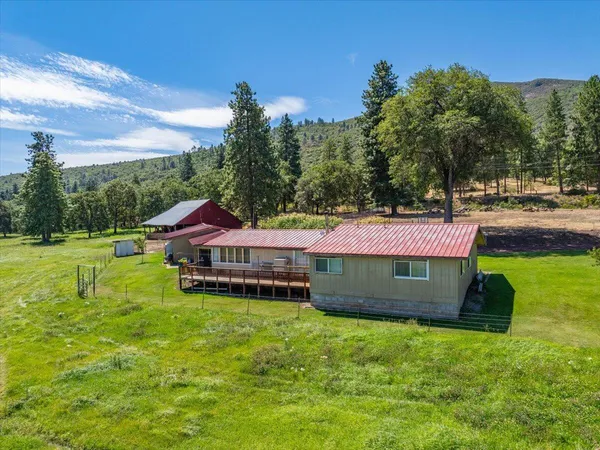 $10,980,000 | 25653 Glenburn Road, Fall River Mills, CA 96028