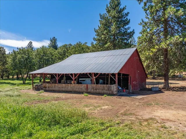 $10,980,000 | 25653 Glenburn Road, Fall River Mills, CA 96028