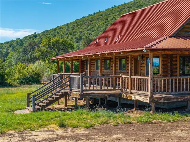 $10,980,000 | 25653 Glenburn Road, Fall River Mills, CA 96028