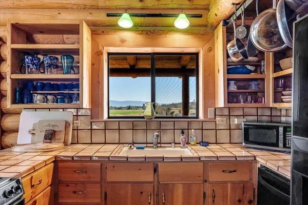 $10,980,000 | 25653 Glenburn Road, Fall River Mills, CA 96028