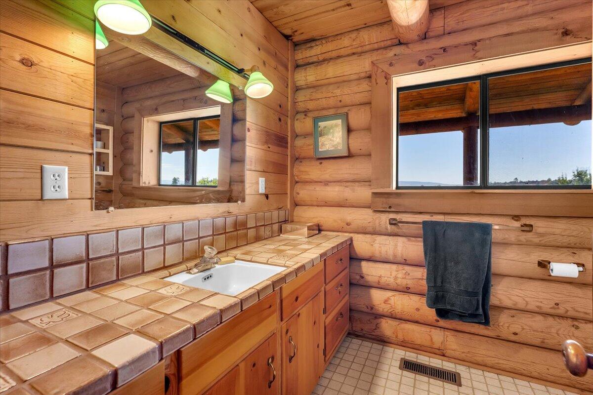 25653 Glenburn Road Fall River Mills, CA 96028 - Photo 28 of 152 016-25653 Glenburn Rd - I-12