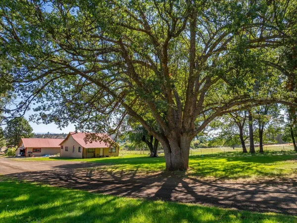 $10,980,000 | 25653 Glenburn Road, Fall River Mills, CA 96028