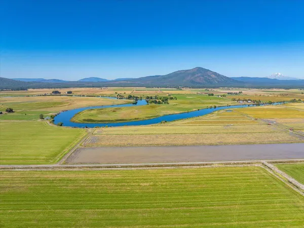 $10,980,000 | 25653 Glenburn Road, Fall River Mills, CA 96028