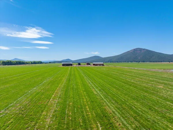 $10,980,000 | 25653 Glenburn Road, Fall River Mills, CA 96028