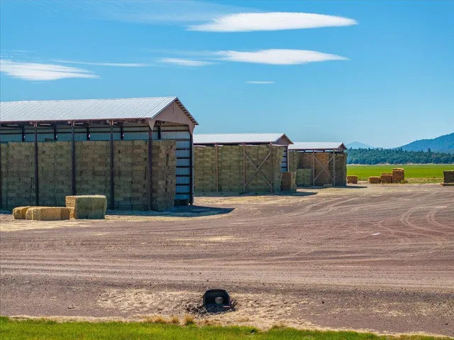 $10,980,000 | 25653 Glenburn Road, Fall River Mills, CA 96028