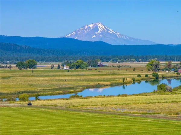 $10,980,000 | 25653 Glenburn Road, Fall River Mills, CA 96028