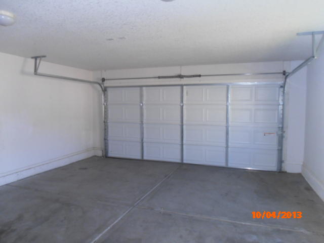 4085 North Pima Way Rimrock, AZ 86335 - Photo 15 of 18 Garage