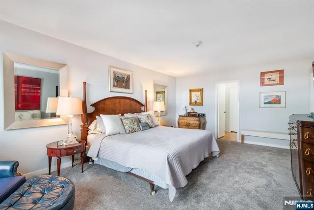 $615,000 | 2 Claridge Drive, Unit 4MW, Verona, NJ 07044