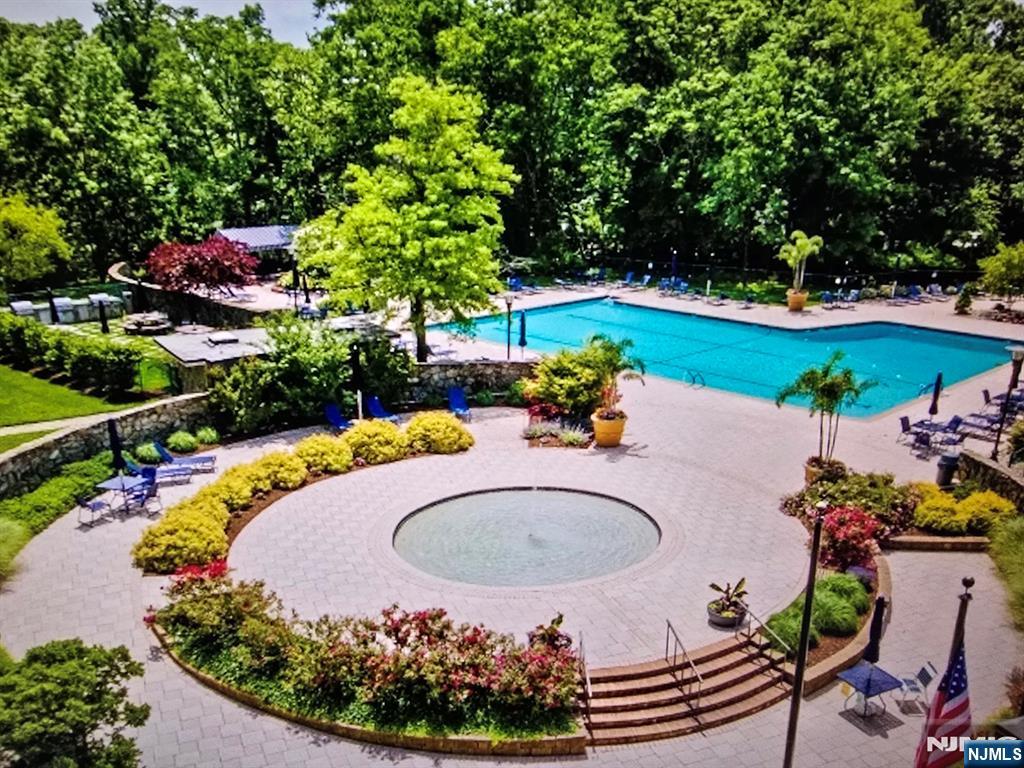 2 Claridge Drive, Unit 4MW Verona, NJ 07044 - Photo 26 of 34