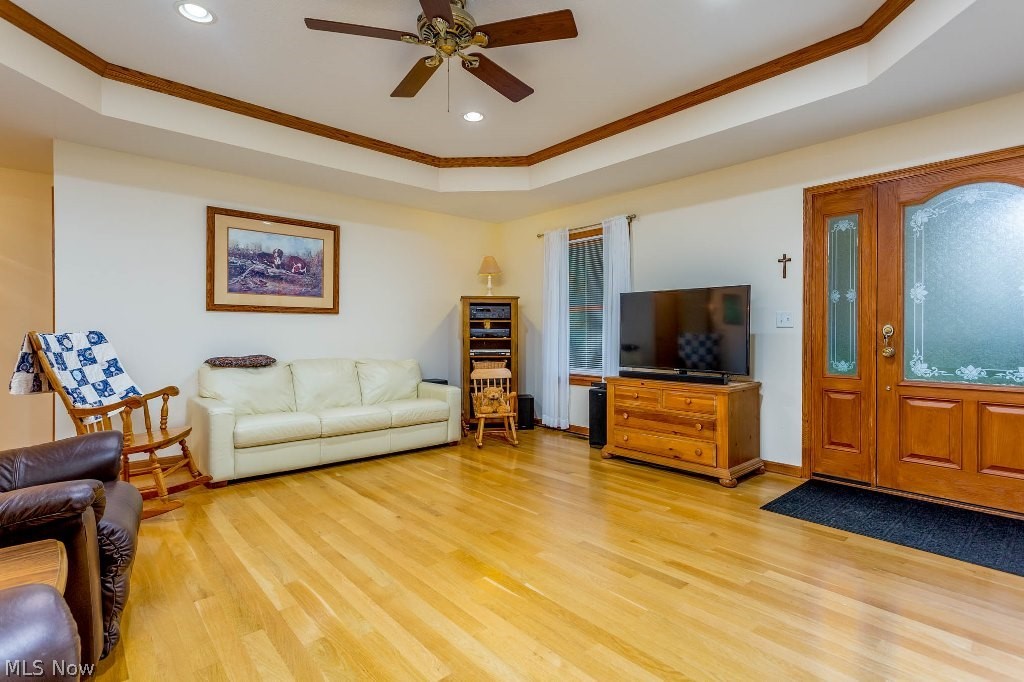 43050 Russia Road Elyria, OH 44035 - Photo 6 of 35 Gallery Image 6