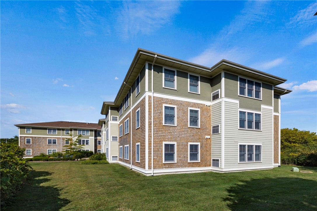 200 Clarke Road, Unit 110 Narragansett, RI 02882 - Photo 32 of 37 Gallery Image 32