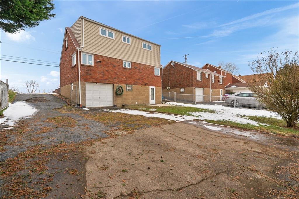 1409 Jefferson Heights Road Pittsburgh, PA 15235 - Photo 28 of 35