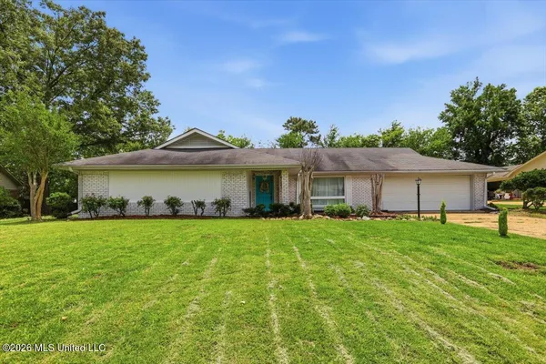 $325,000 | 300 Church Street, Clinton, MS 39056