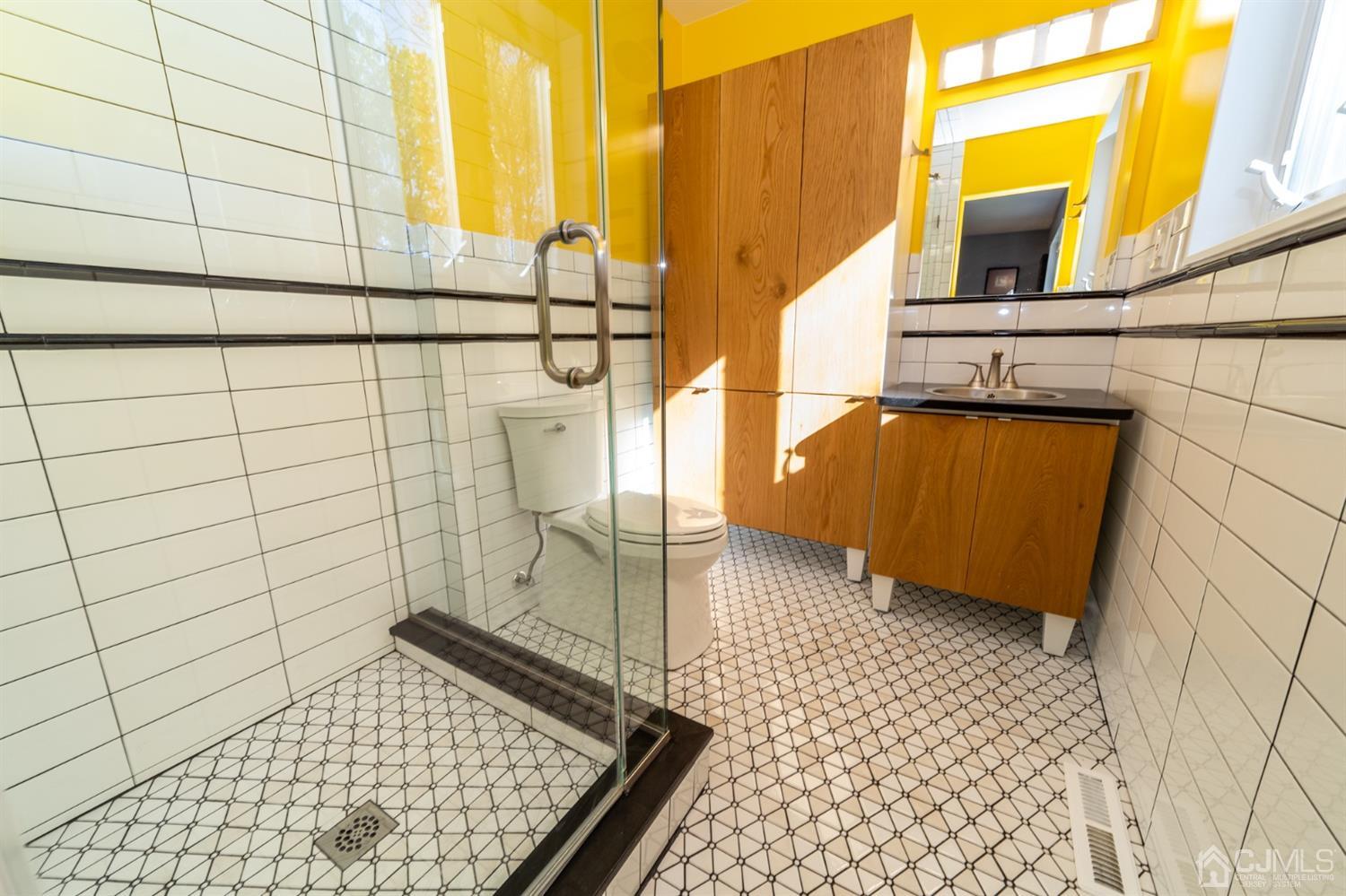 92 Emerson Road Somerset, NJ 08873 - Photo 22 of 35 a bathroom with a shower