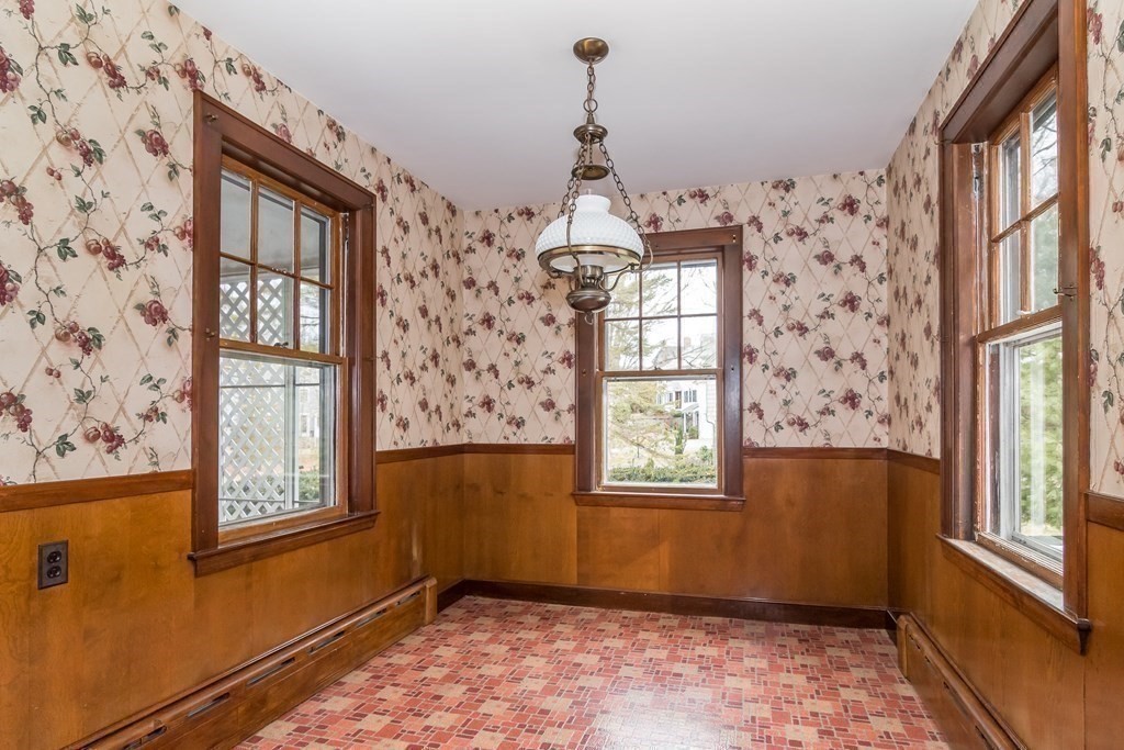 38 Oxford Road Westwood, MA 02090 - Photo 11 of 26 Gallery Image 11