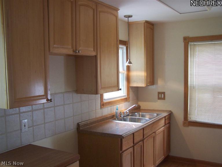 2304 Ralph Avenue Cleveland, OH 44109 - Photo 2 of 16 Gallery Image 2