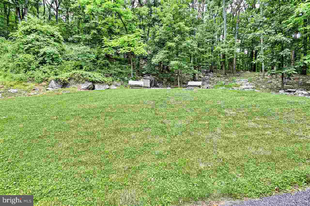1244 Glatco Lodge Road Hanover, PA 17331 - Photo 6 of 33